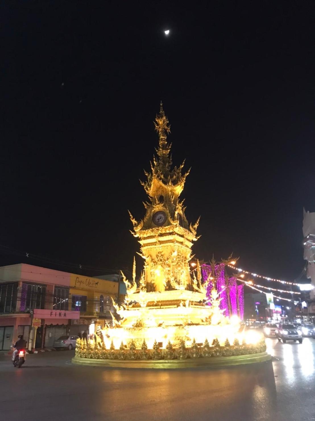 Golden Triangle Palace Hotel チェンライ エクステリア 写真